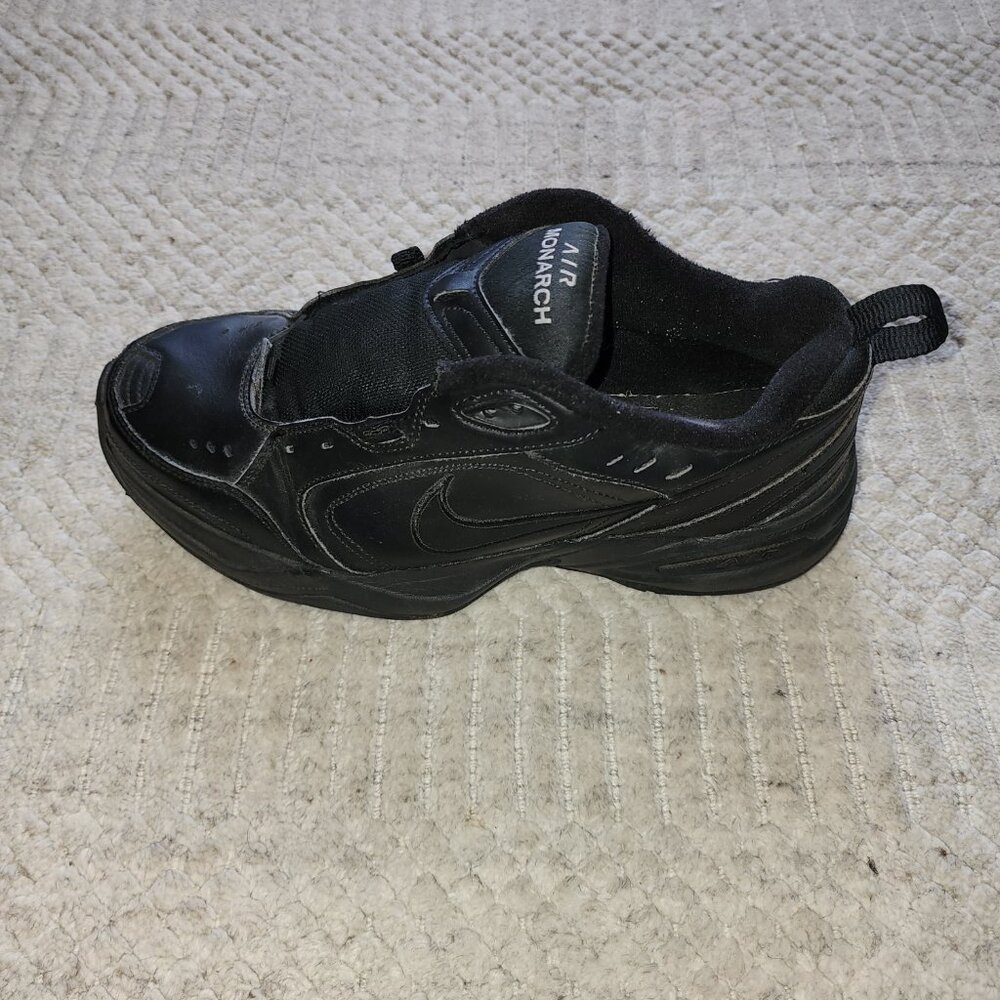 Nike Air Monarch IV Black Sneakers Men’s Size 10.5 Comfort Trainer - Picture 3 of 11